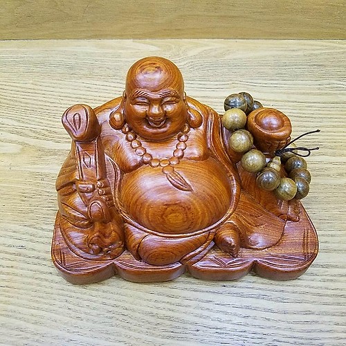 Cách thờ tượng Phật Di Lặc để luôn được phù hộ phước lành và bình an