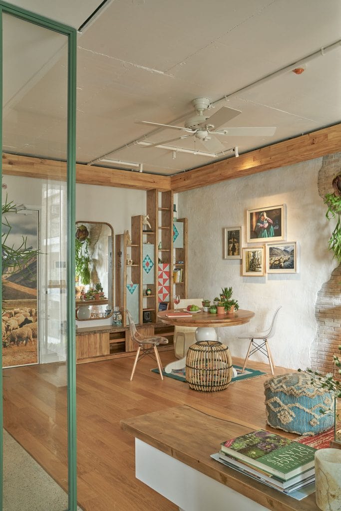 Gợi nhớ về câu chuyện trên dãy Himalaya tuyết phủ từ căn hộ 46m vuông