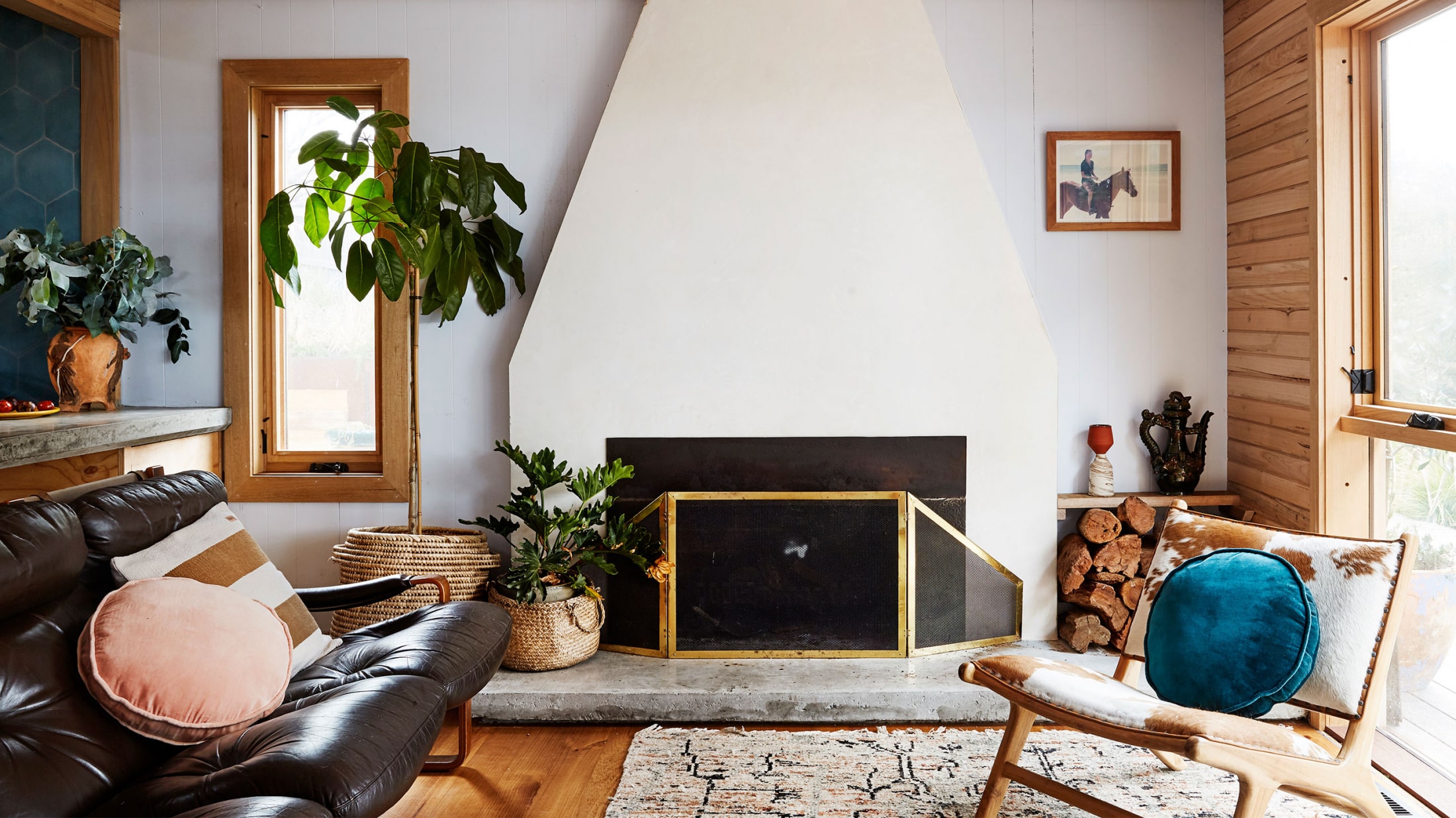 Không gian nhà gỗ cùng cuộc sống gia đình bình dị mà ấm áp