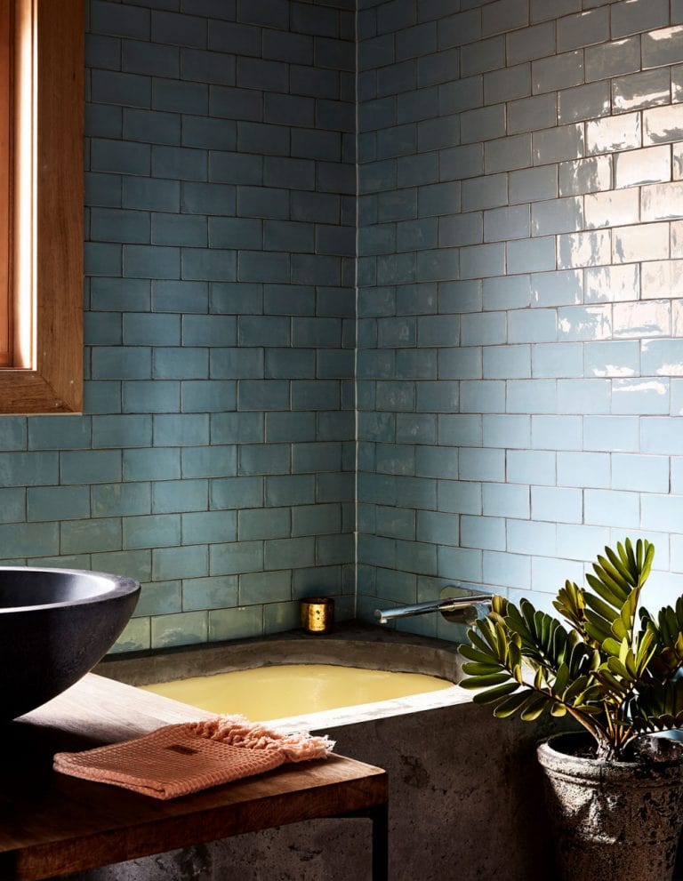 Không gian nhà gỗ cùng cuộc sống gia đình bình dị mà ấm áp