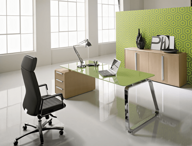 Phong thủy bàn làm việc người tuổi Đinh Mão sinh năm 1987