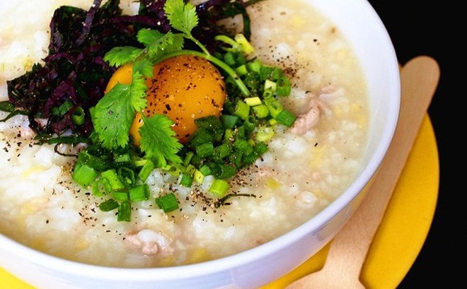 Tránh cảm lạnh khi bị mắc mưa mùa hè với những mẹo cực đơn giản sau